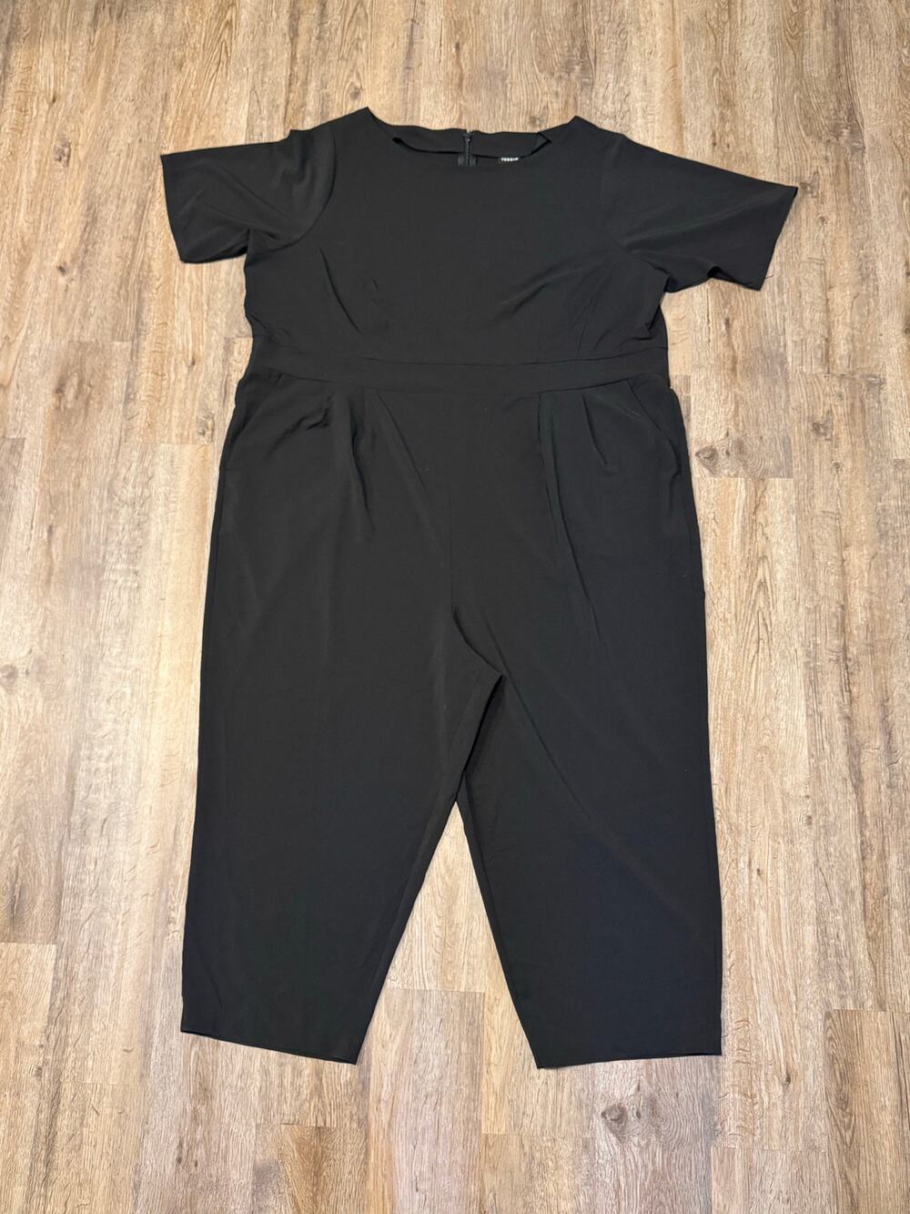 Torrid Women's Studio Refined Crepe Boat Neck Jumpsuit Size 30